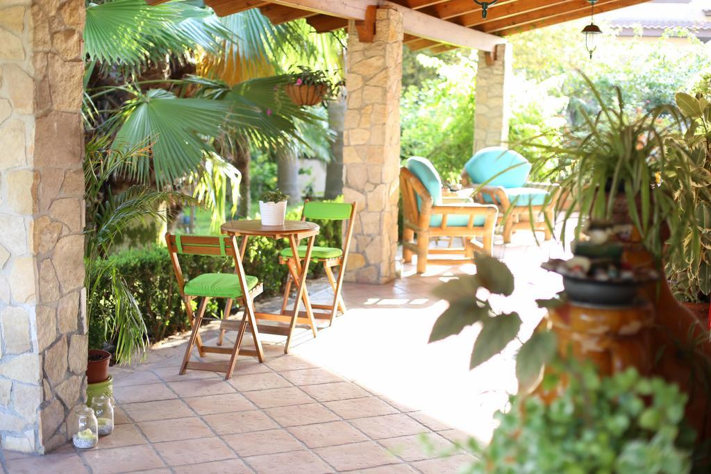 Il Giardino Delle Jacaranda Bed and Breakfast Talsano Εξωτερικό φωτογραφία