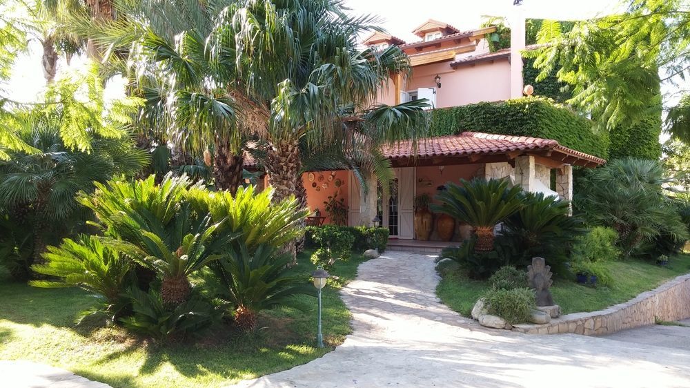 Il Giardino Delle Jacaranda Bed and Breakfast Talsano Εξωτερικό φωτογραφία